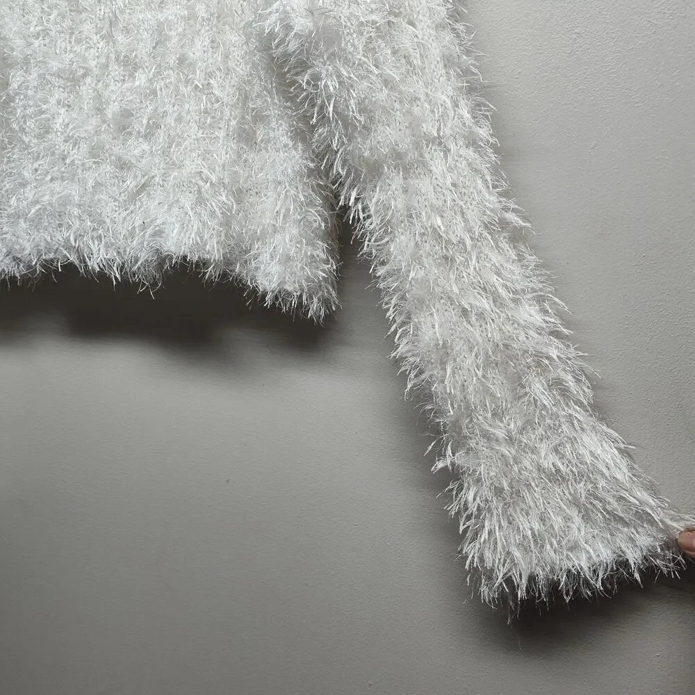 Lelis Fuzzy Sweater Women Size M White V-Neck Cropped Fall Winter Party